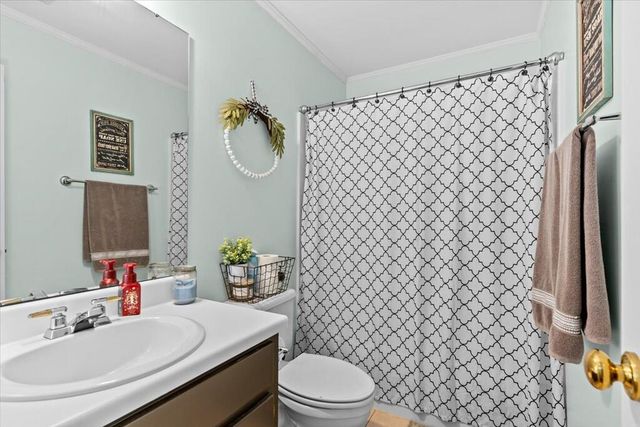 103 Trunbury Dr, Dothan, AL 36305