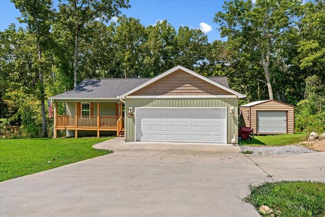 2704 Quarles Road, Rocky Face, GA 30740