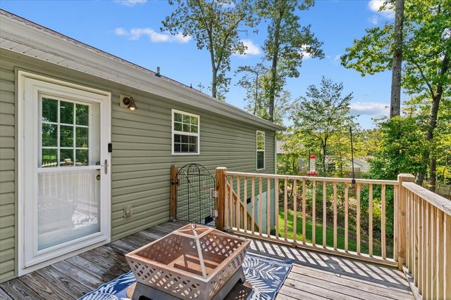 2704 Quarles Road, Rocky Face, GA 30740