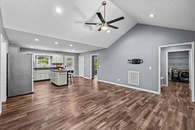 2704 Quarles Road, Rocky Face, GA 30740