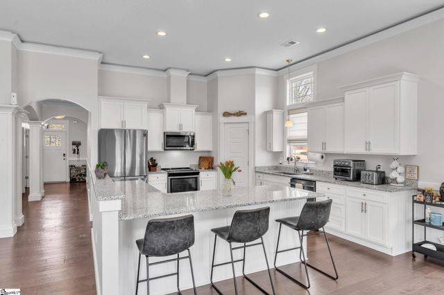 135 Weatherly Road, Inman, SC 29349