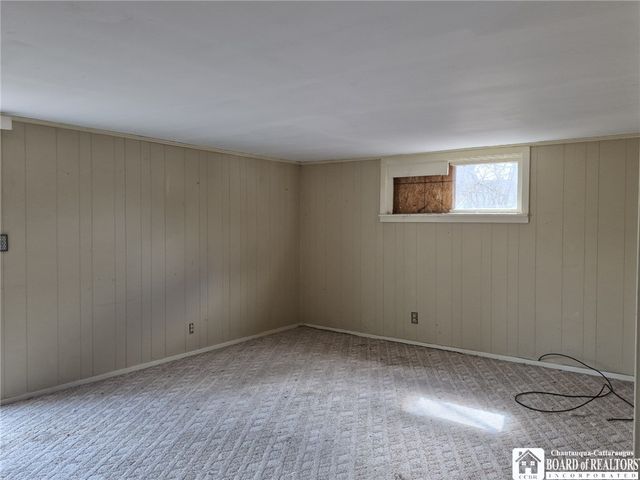 1 Packard Way, Busti, NY 14750