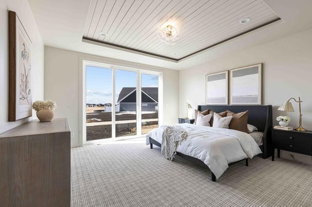 5669 31st Street S, Fargo, ND 58104