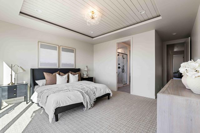 5669 31st Street S, Fargo, ND 58104