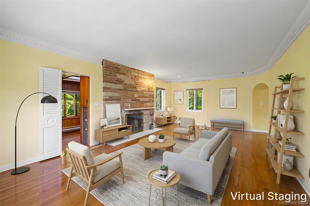 9 Old Pond Road, Great Neck, NY 11023 — photo 4