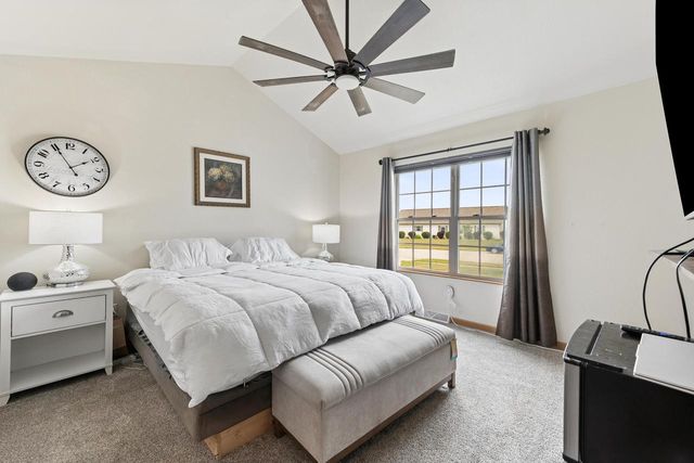 1409 E Pinecrest LANE, Elkhorn, WI 53121