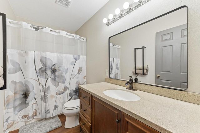 1409 E Pinecrest LANE, Elkhorn, WI 53121