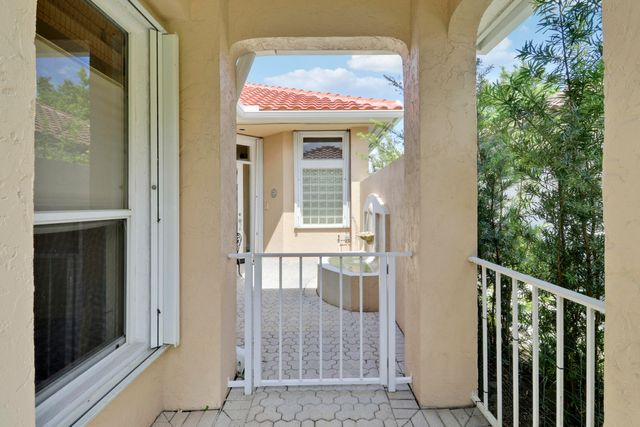 2189 Regents Boulevard, West Palm Beach, FL 33409