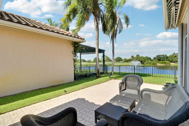 2189 Regents Boulevard, West Palm Beach, FL 33409