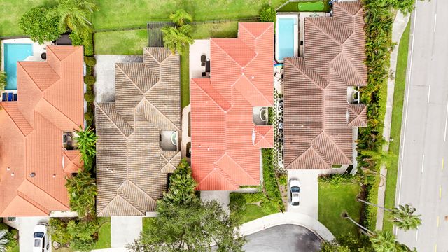 2189 Regents Boulevard, West Palm Beach, FL 33409