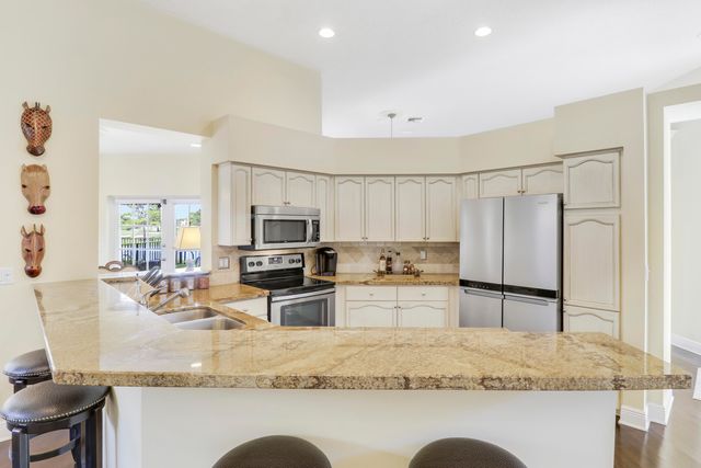 2189 Regents Boulevard, West Palm Beach, FL 33409