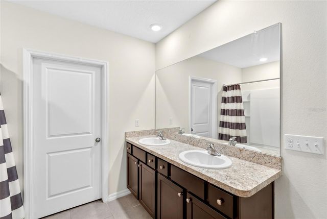 2579 NE 46TH AVENUE, Ocala, FL 34470