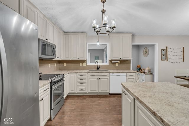 5515 N Berean Lane, Martinsville, IN 46151