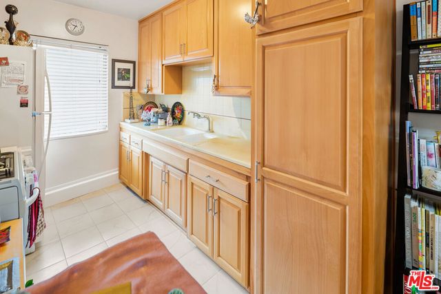 936 N Curson Avenue, Los Angeles, CA 90046