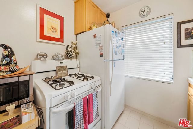 936 N Curson Avenue, Los Angeles, CA 90046