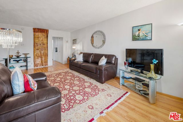 936 N Curson Avenue, Los Angeles, CA 90046