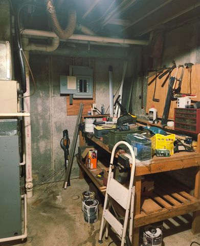 1070 Emery Drive, Fort Wright, KY 41011