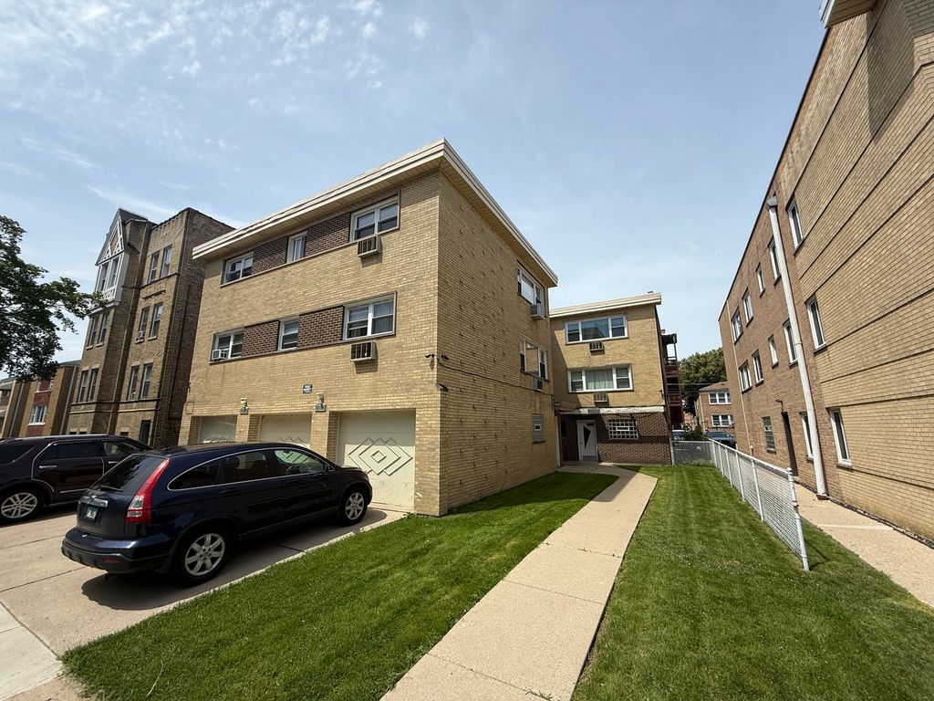 8030 Knox Avenue 2E, Skokie, IL 60076 — photo 3