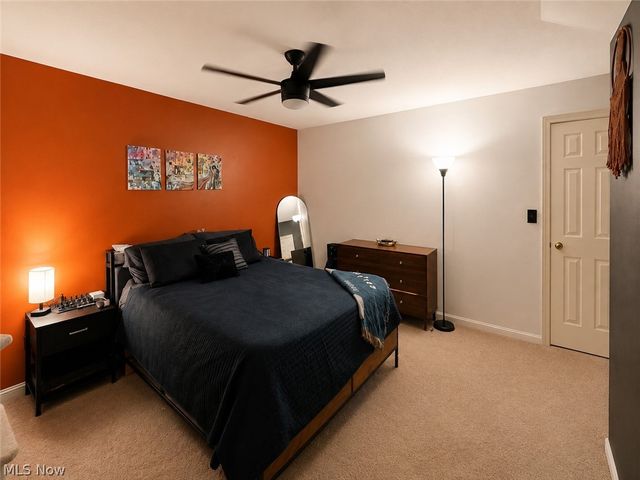 136 Jade Circle, Canfield, OH 44406
