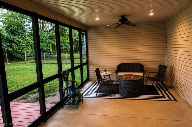 136 Jade Circle, Canfield, OH 44406