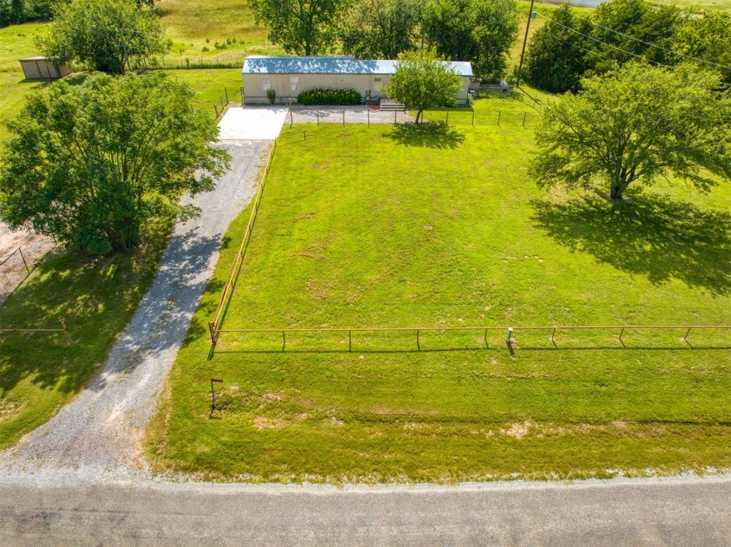 11493 NS 3530, Earlsboro, OK 74840