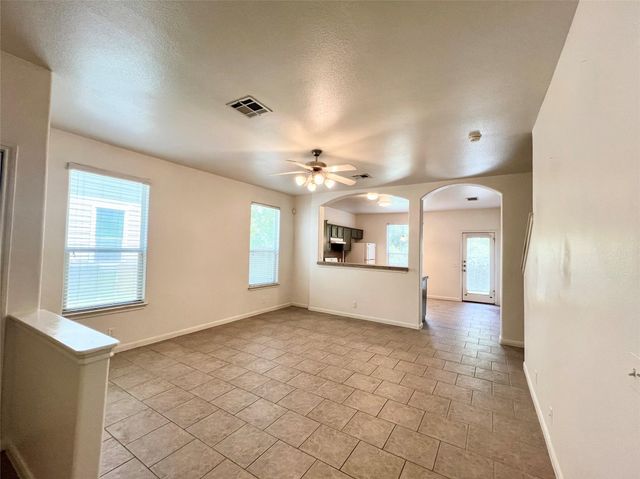 2406 Allred DR B, Austin, TX 78748