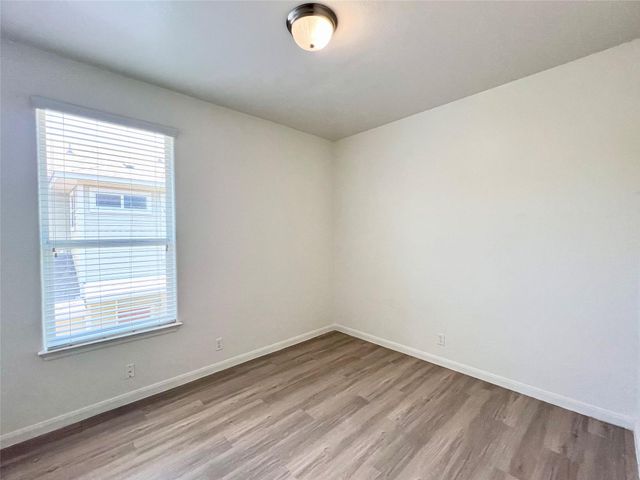 2406 Allred DR B, Austin, TX 78748