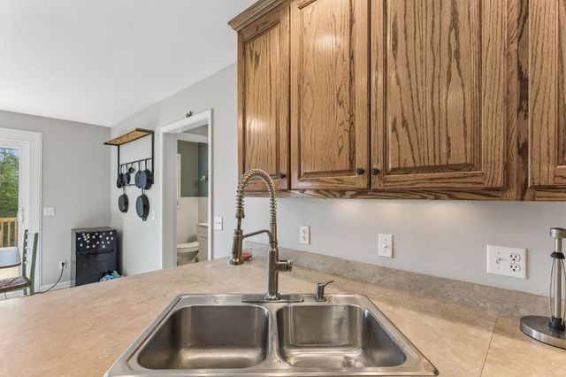 1133 Industrial Rd, Centerville, TN 37033