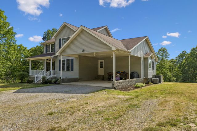 1133 Industrial Rd, Centerville, TN 37033