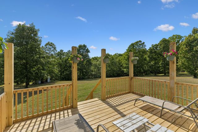 1133 Industrial Rd, Centerville, TN 37033