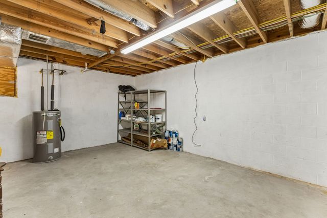 1133 Industrial Rd, Centerville, TN 37033