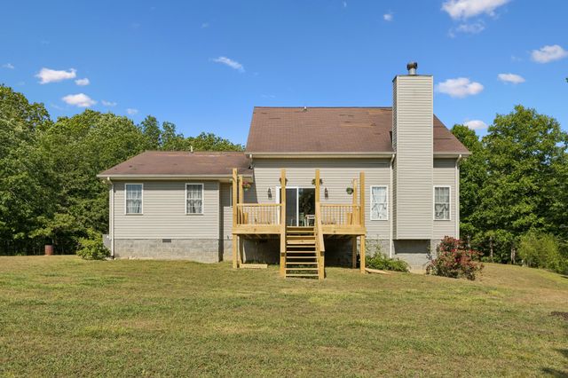 1133 Industrial Rd, Centerville, TN 37033