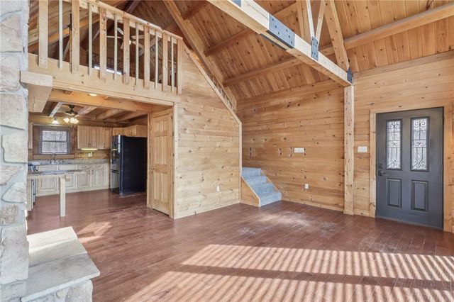 315 Frankfort Springs Dr, Hanover Twp, PA 15043