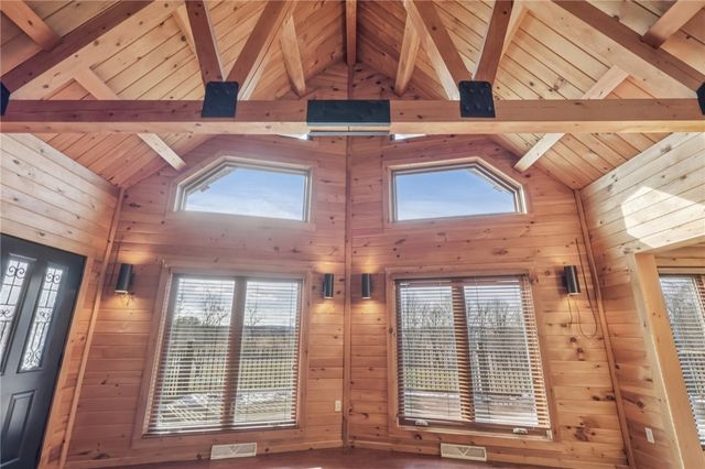 315 Frankfort Springs Dr, Hanover Twp, PA 15043