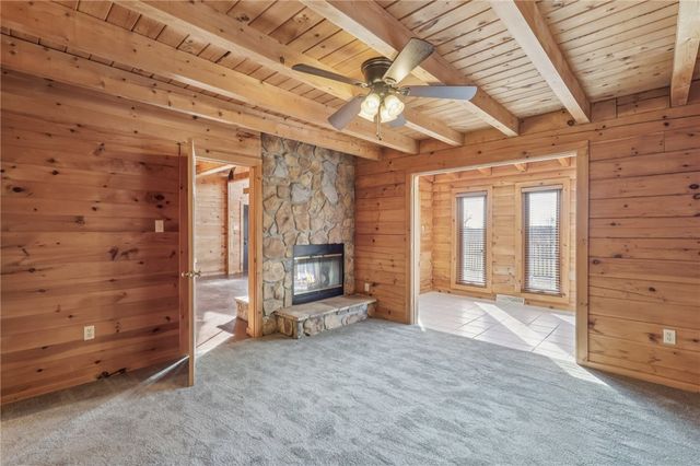 315 Frankfort Springs Dr, Hanover Twp, PA 15043