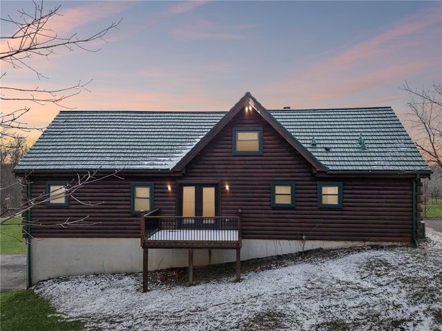 315 Frankfort Springs Dr, Hanover Twp, PA 15043