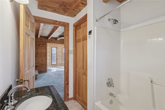 315 Frankfort Springs Dr, Hanover Twp, PA 15043