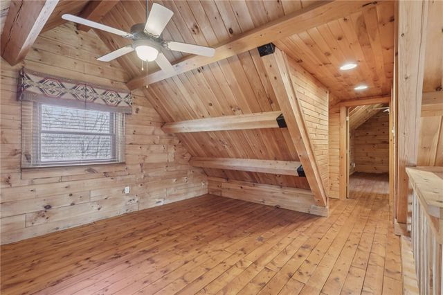 315 Frankfort Springs Dr, Hanover Twp, PA 15043