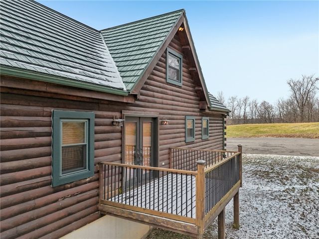 315 Frankfort Springs Dr, Hanover Twp, PA 15043