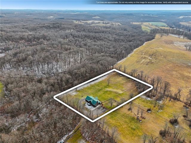 315 Frankfort Springs Dr, Hanover Twp, PA 15043