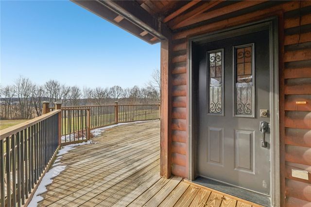 315 Frankfort Springs Dr, Hanover Twp, PA 15043