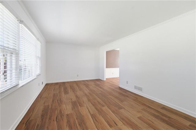 137 Bonnie Lane NW, Lilburn, GA 30047