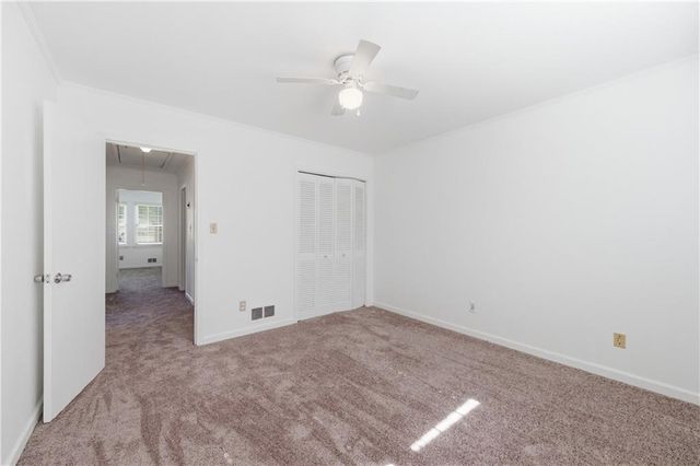 137 Bonnie Lane NW, Lilburn, GA 30047