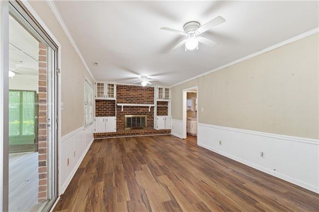 137 Bonnie Lane NW, Lilburn, GA 30047