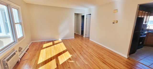 3810 Ruby Street 2W, Schiller Park, IL 60176