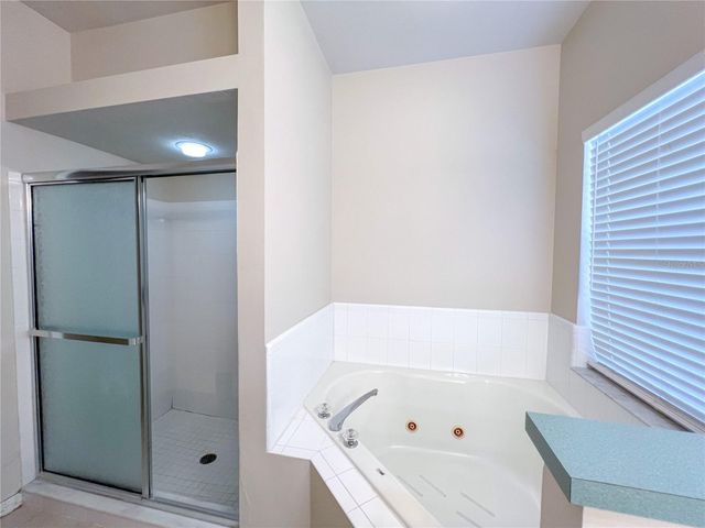 4332 NW 34TH DRIVE, Gainesville, FL 32605