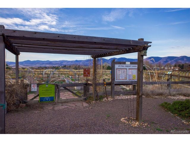 1741 S Deframe St, Lakewood, CO 80228