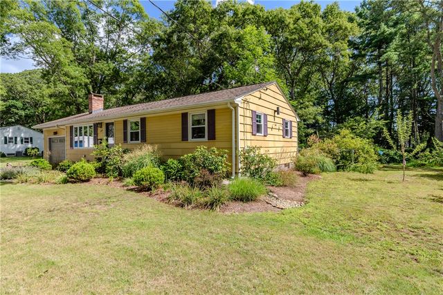 108 Elmwood Drive, North Kingstown, RI 02852