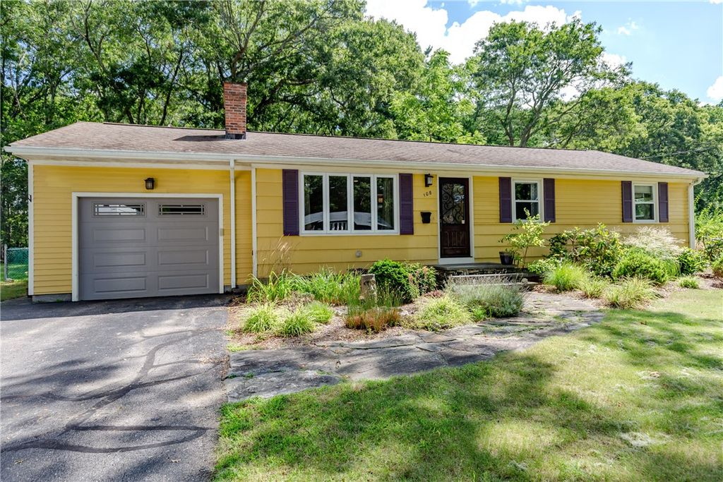 108 Elmwood Drive, North Kingstown, RI 02852