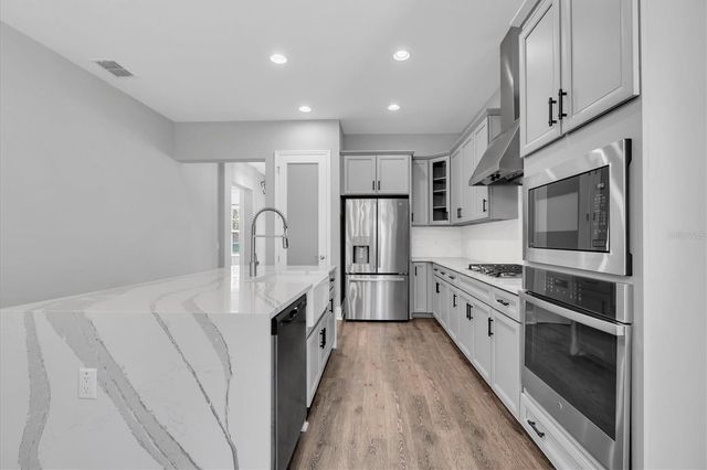 3841 NIGHT STAR TRAIL, Odessa, FL 33556